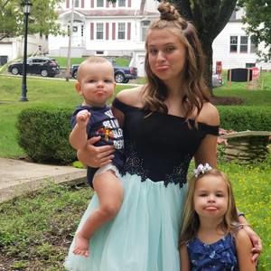 Meet your Posher, Ashley